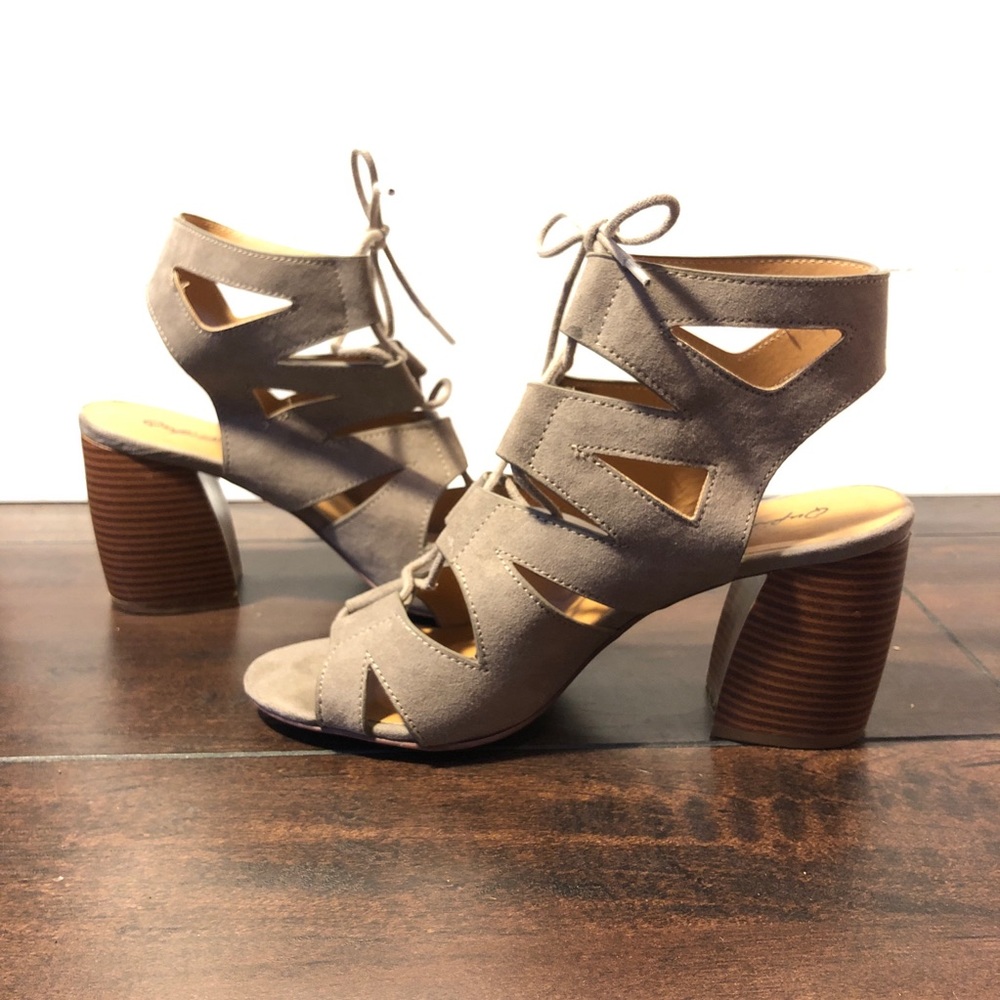 Qupid Cut Out Lace-up Block Heel Sandals
